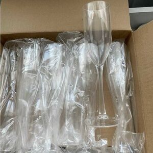 Elegant Clear Champagne Flutes